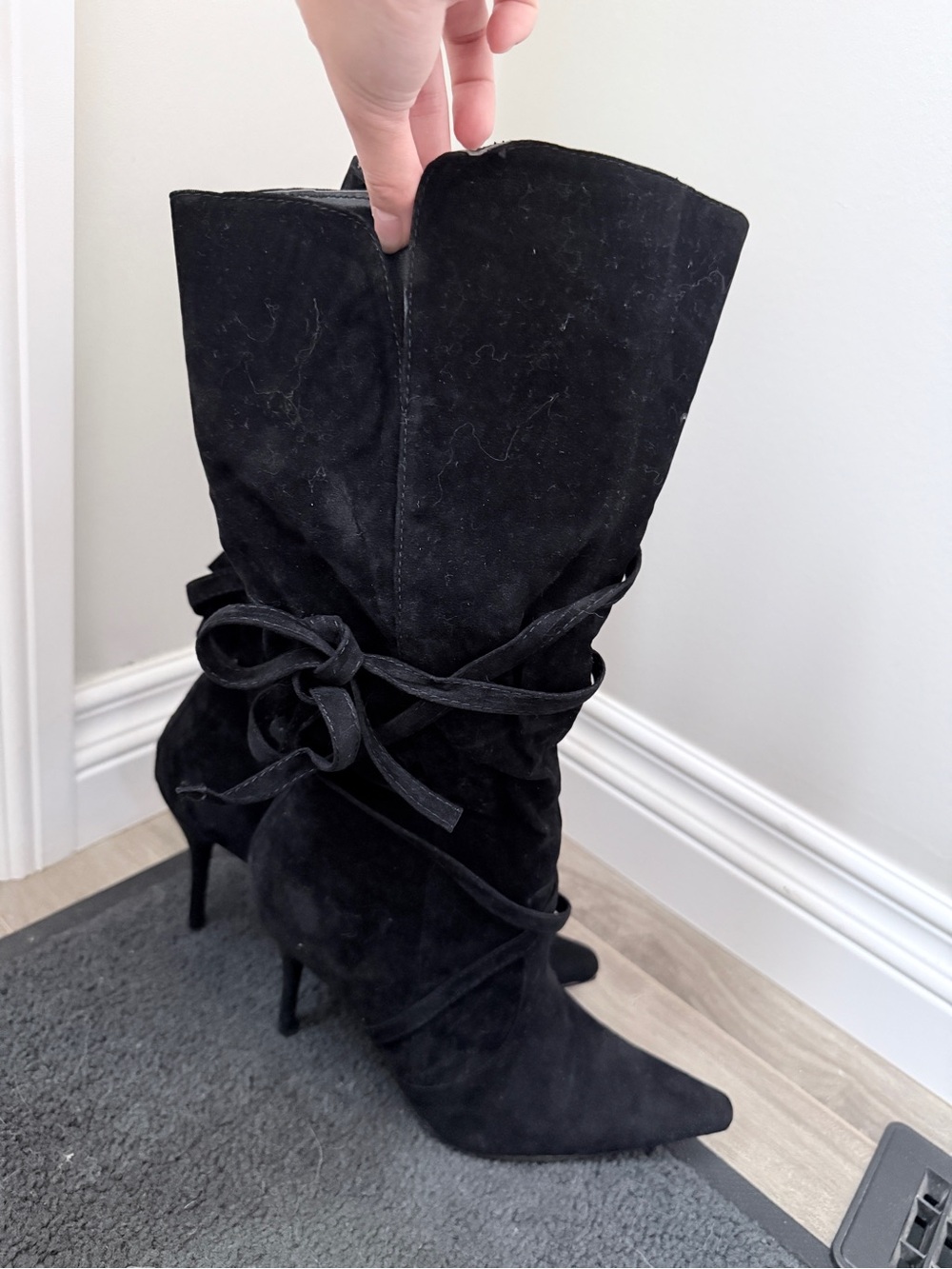 Black Suede Pointed-Toe Mid-Calf Heeled Boots